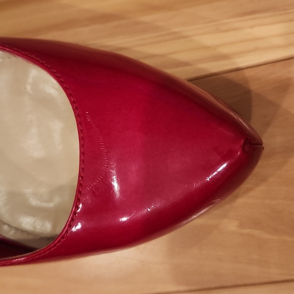 Aldo cherry red, patent, platform stilettos, very good condition! - Picture 8 of 8